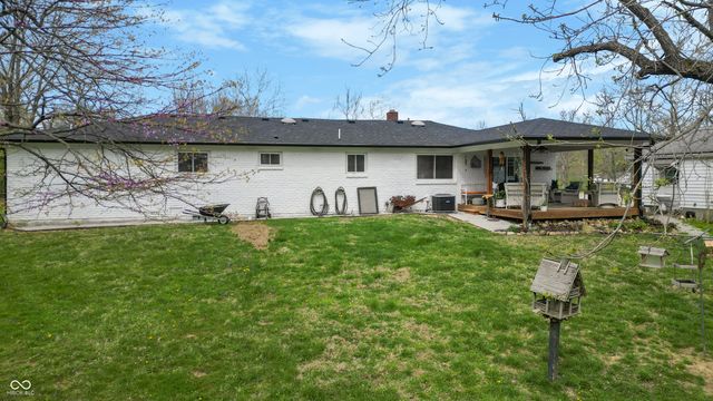 5523 S Nineveh Road, Franklin, IN 46131