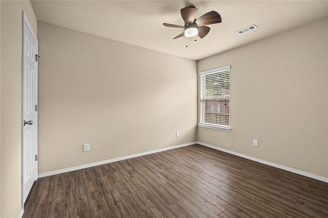 3472 Whispering Spring Avenue, Springdale, AR 72762