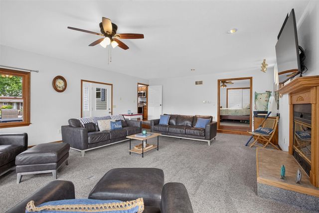 103 Paula Drive, Brooklyn, MI 49230