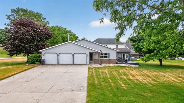 103 Paula Drive, Brooklyn, MI 49230