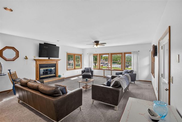 103 Paula Drive, Brooklyn, MI 49230