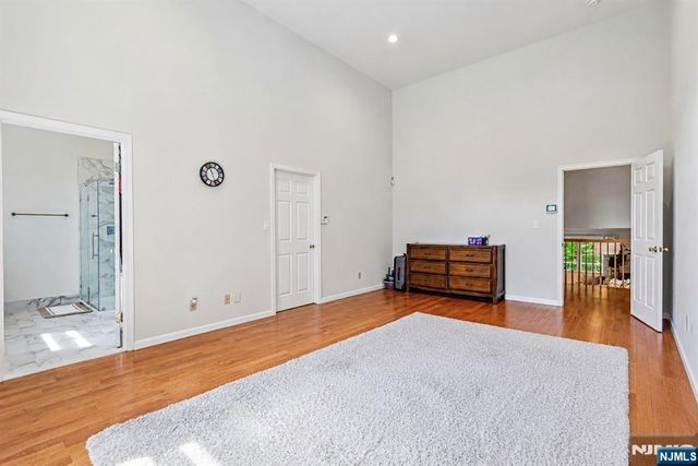 40 Rio Vista Drive, Allendale, NJ 07401