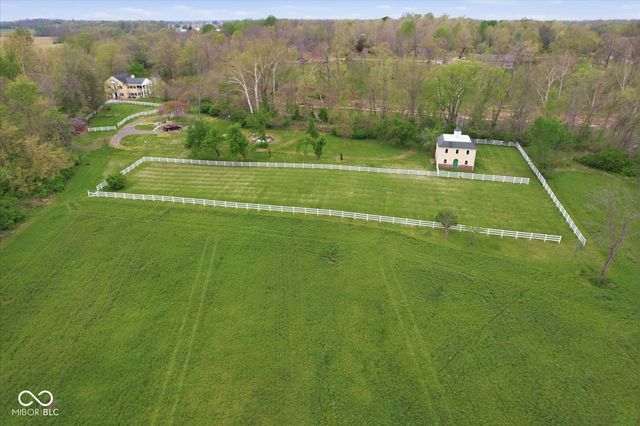 9271 S 225 E, Flat Rock, IN 47234