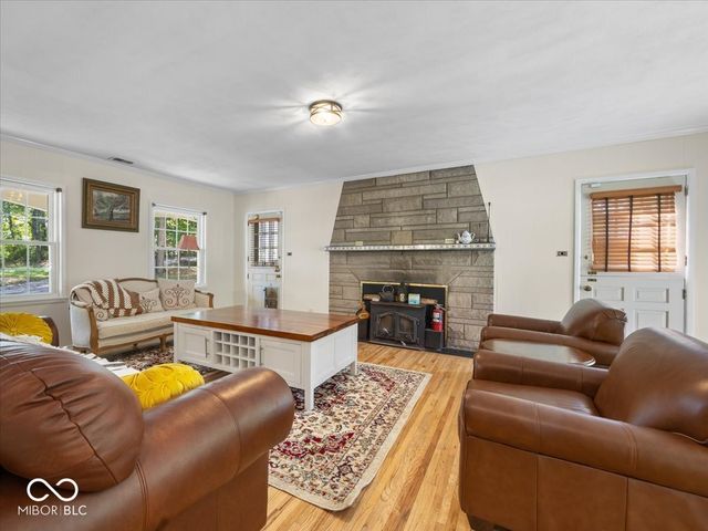 9271 S 225 E, Flat Rock, IN 47234