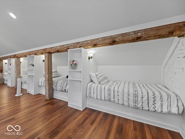 9271 S 225 E, Flat Rock, IN 47234