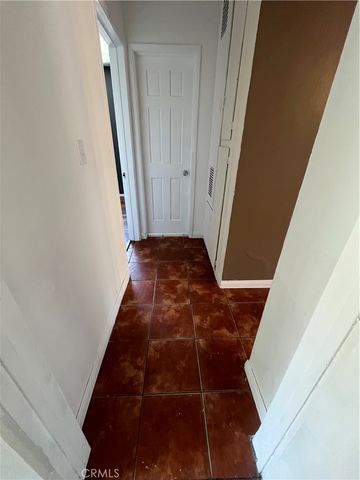 1206 E 22nd, Los Angeles, CA 90011