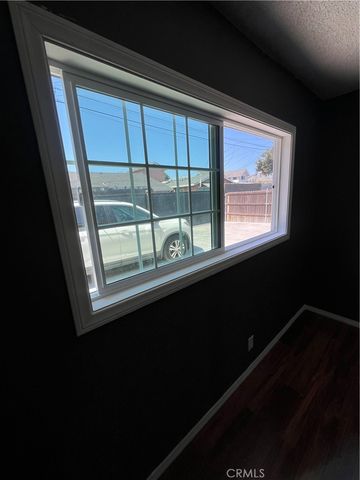 1206 E 22nd, Los Angeles, CA 90011