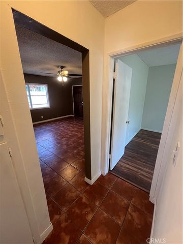 1206 E 22nd, Los Angeles, CA 90011