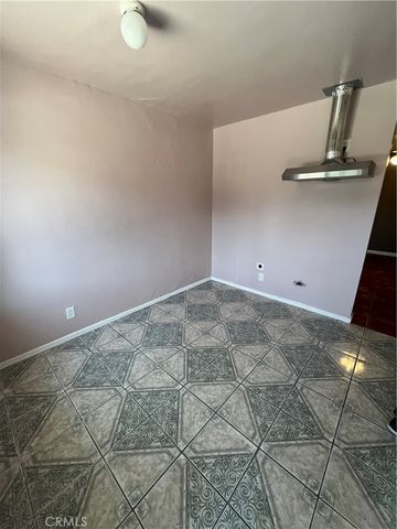 1206 E 22nd, Los Angeles, CA 90011