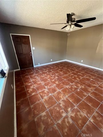 1206 E 22nd, Los Angeles, CA 90011