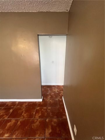 1206 E 22nd, Los Angeles, CA 90011