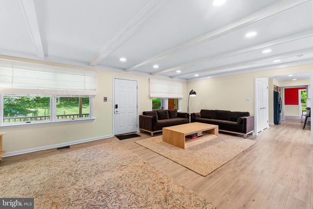 1400 BUCK HILL DR, Southampton, PA 18966