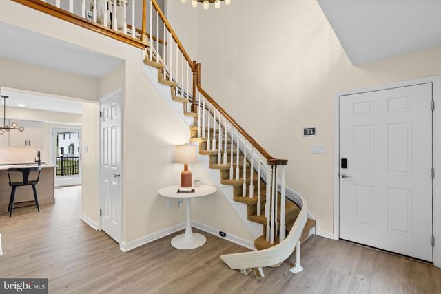 1400 BUCK HILL DR, Southampton, PA 18966