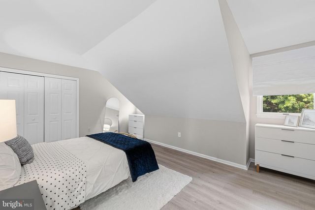 1400 BUCK HILL DR, Southampton, PA 18966