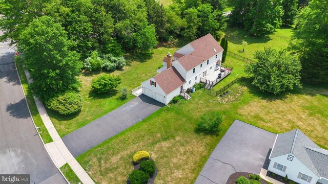 1400 BUCK HILL DR, Southampton, PA 18966