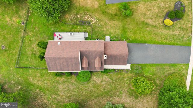 1400 BUCK HILL DR, Southampton, PA 18966