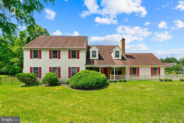 1400 BUCK HILL DR, Southampton, PA 18966