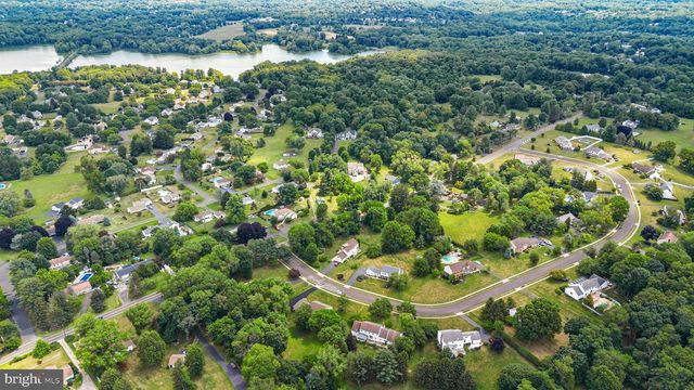 1400 BUCK HILL DR, Southampton, PA 18966