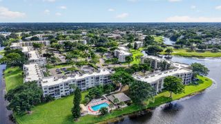 9470 Poinciana Pl 406, Davie, FL 33324