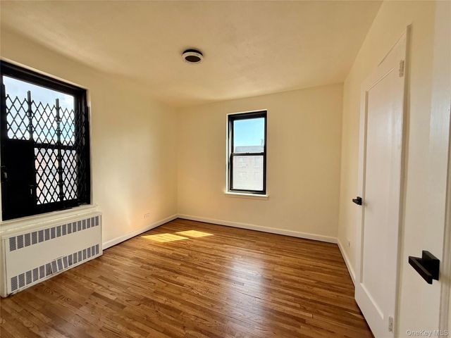 11225 34 Avenue 6H, Corona, NY 11368