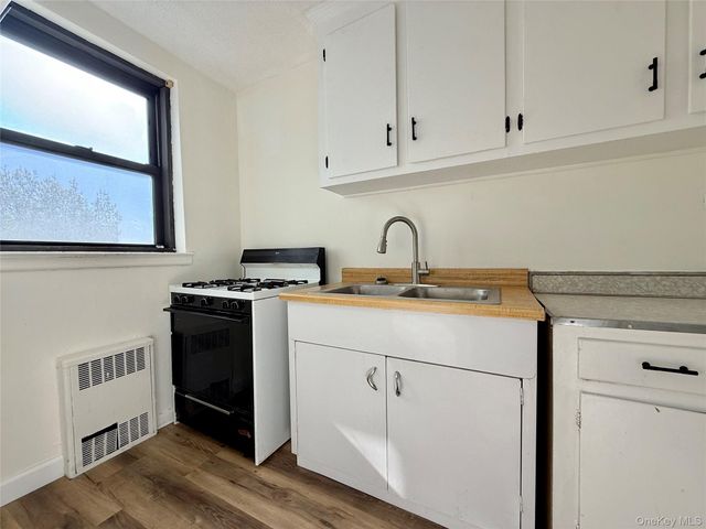 11225 34 Avenue 6H, Corona, NY 11368