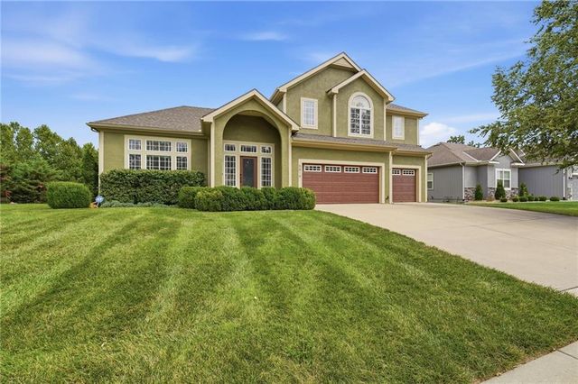5819 N Liberty Avenue, Kansas City, MO 64118