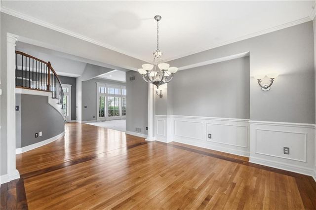 5819 N Liberty Avenue, Kansas City, MO 64118