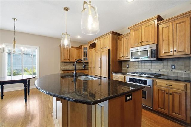 5819 N Liberty Avenue, Kansas City, MO 64118
