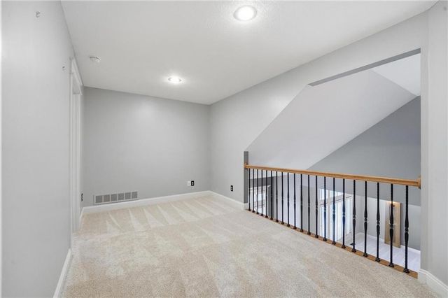 5819 N Liberty Avenue, Kansas City, MO 64118