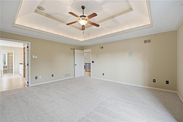 5819 N Liberty Avenue, Kansas City, MO 64118
