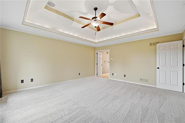 5819 N Liberty Avenue, Kansas City, MO 64118
