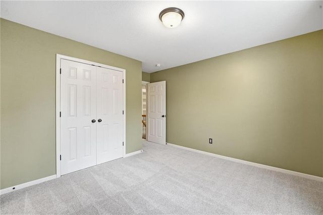 5819 N Liberty Avenue, Kansas City, MO 64118