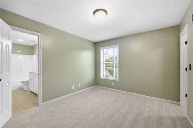 5819 N Liberty Avenue, Kansas City, MO 64118