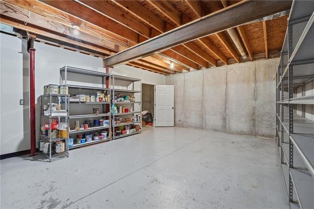 5819 N Liberty Avenue, Kansas City, MO 64118