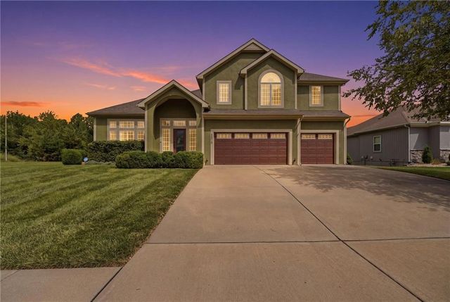 5819 N Liberty Avenue, Kansas City, MO 64118