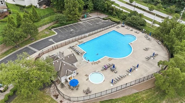 5819 N Liberty Avenue, Kansas City, MO 64118