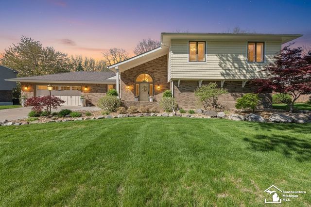 8908 Sarah Lane, Grosse Ile Twp, MI 48138