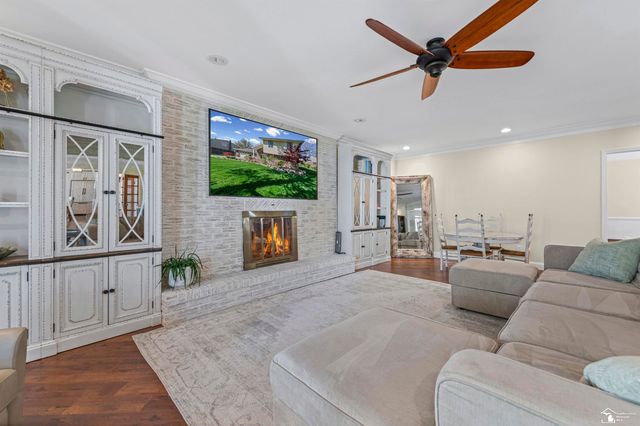 8908 Sarah Lane, Grosse Ile Twp, MI 48138