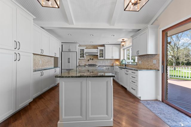 8908 Sarah Lane, Grosse Ile Twp, MI 48138