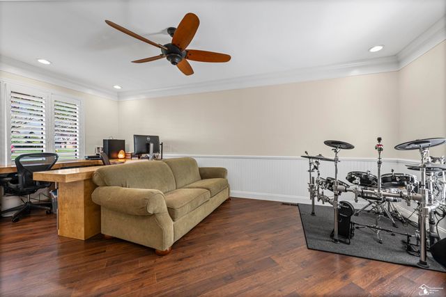 8908 Sarah Lane, Grosse Ile Twp, MI 48138