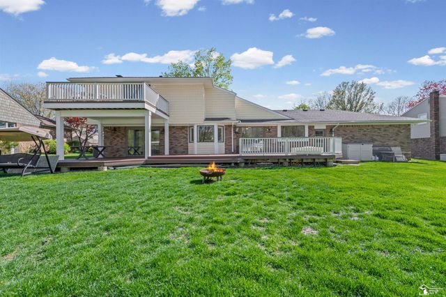 8908 Sarah Lane, Grosse Ile Twp, MI 48138