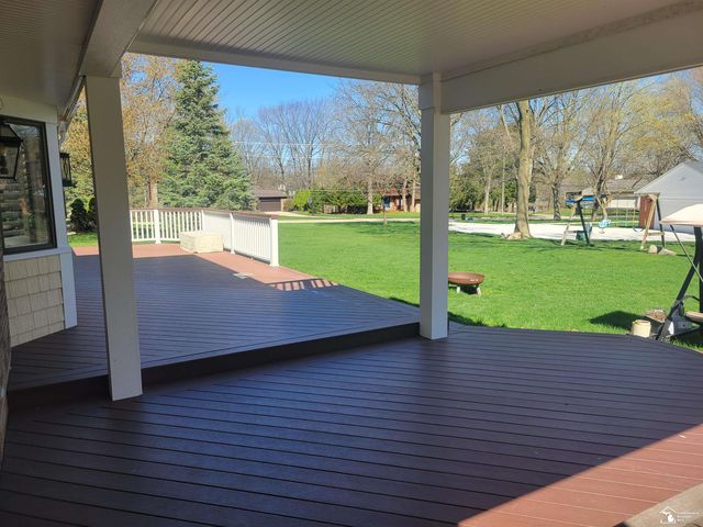 8908 Sarah Lane, Grosse Ile Twp, MI 48138