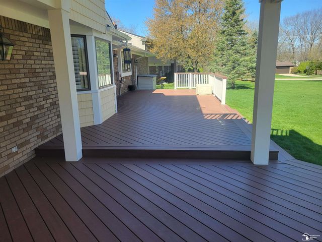 8908 Sarah Lane, Grosse Ile Twp, MI 48138