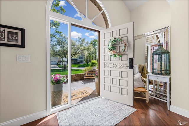 8908 Sarah Lane, Grosse Ile Twp, MI 48138