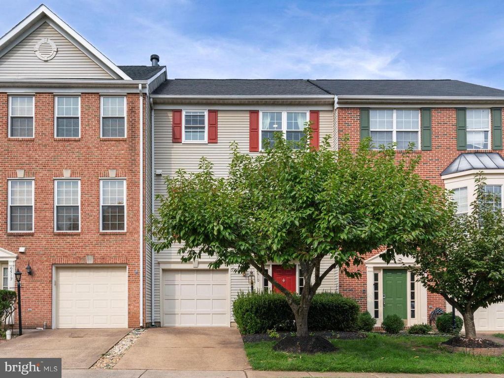 Image 1 of property listing at 6510 KELSEY POINT CIR, Alexandria, VA 22315