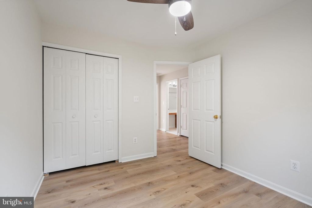 Image 42 of property listing at 6510 KELSEY POINT CIR, Alexandria, VA 22315