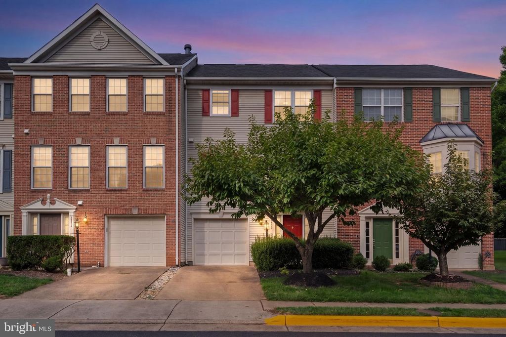 Image 43 of property listing at 6510 KELSEY POINT CIR, Alexandria, VA 22315