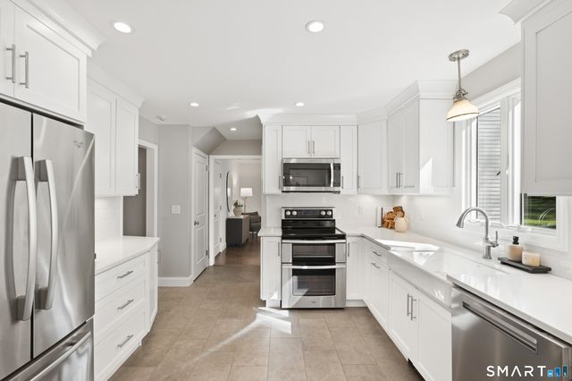 107 Barclay Drive, Stamford, CT 06903