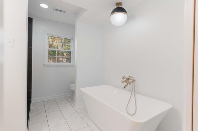 8285 N MONTEGO PL, Memphis, TN 38016