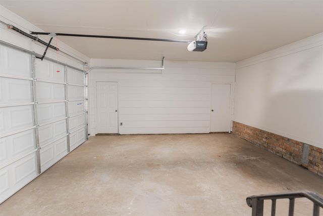 8285 N MONTEGO PL, Memphis, TN 38016